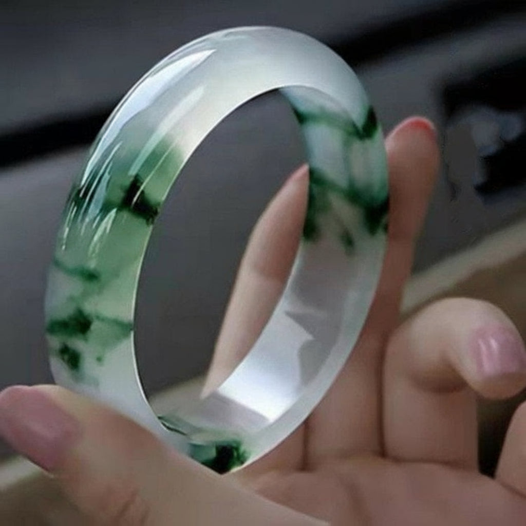 Natural Green Jadeite Bangle